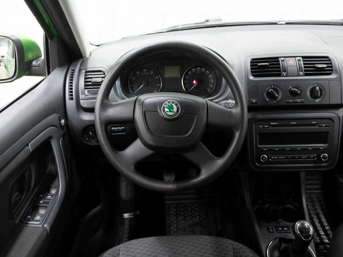 Skoda Fabia, 2012 Фото №14