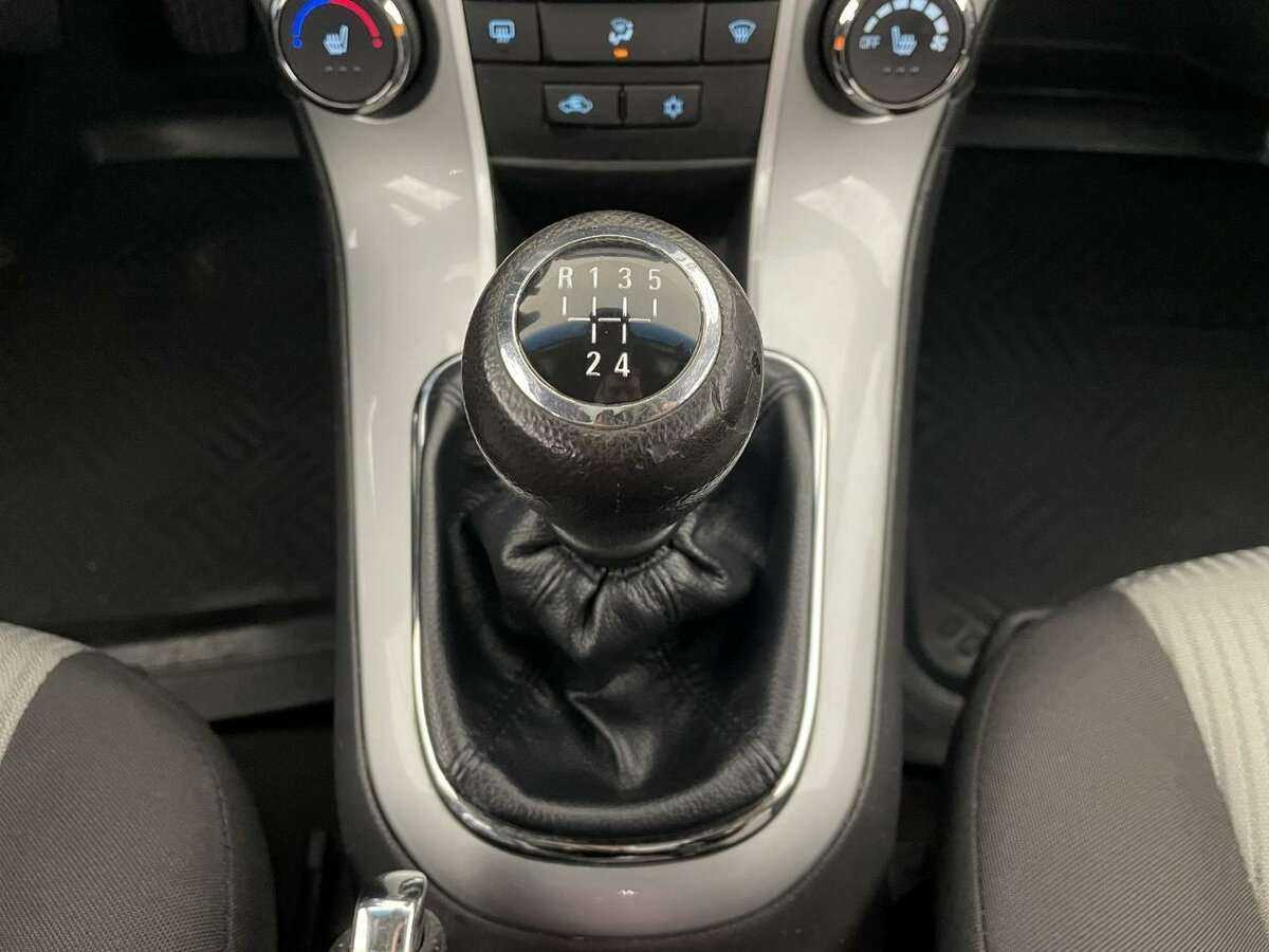 Chevrolet Cruze, 2014 Фото №13