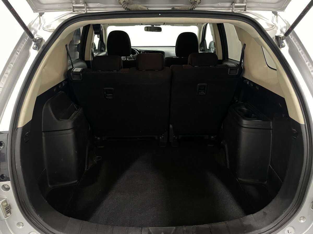 Mitsubishi Outlander, 2016 Фото №6