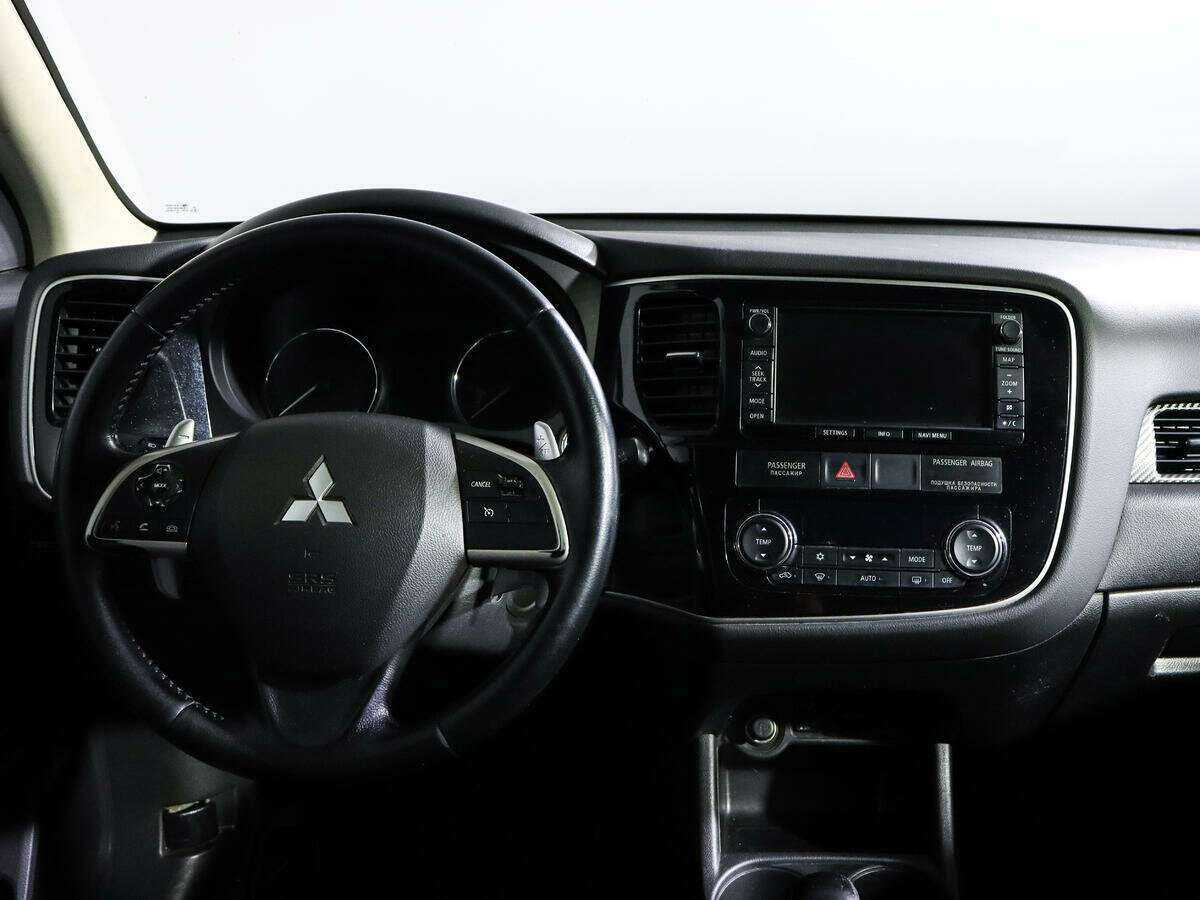 Mitsubishi Outlander, 2013 Фото №9