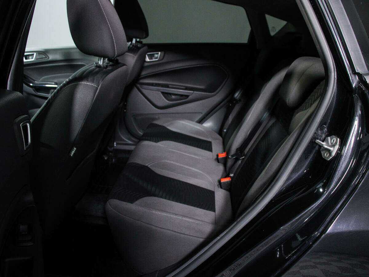 Ford Fiesta, 2015 Фото №10