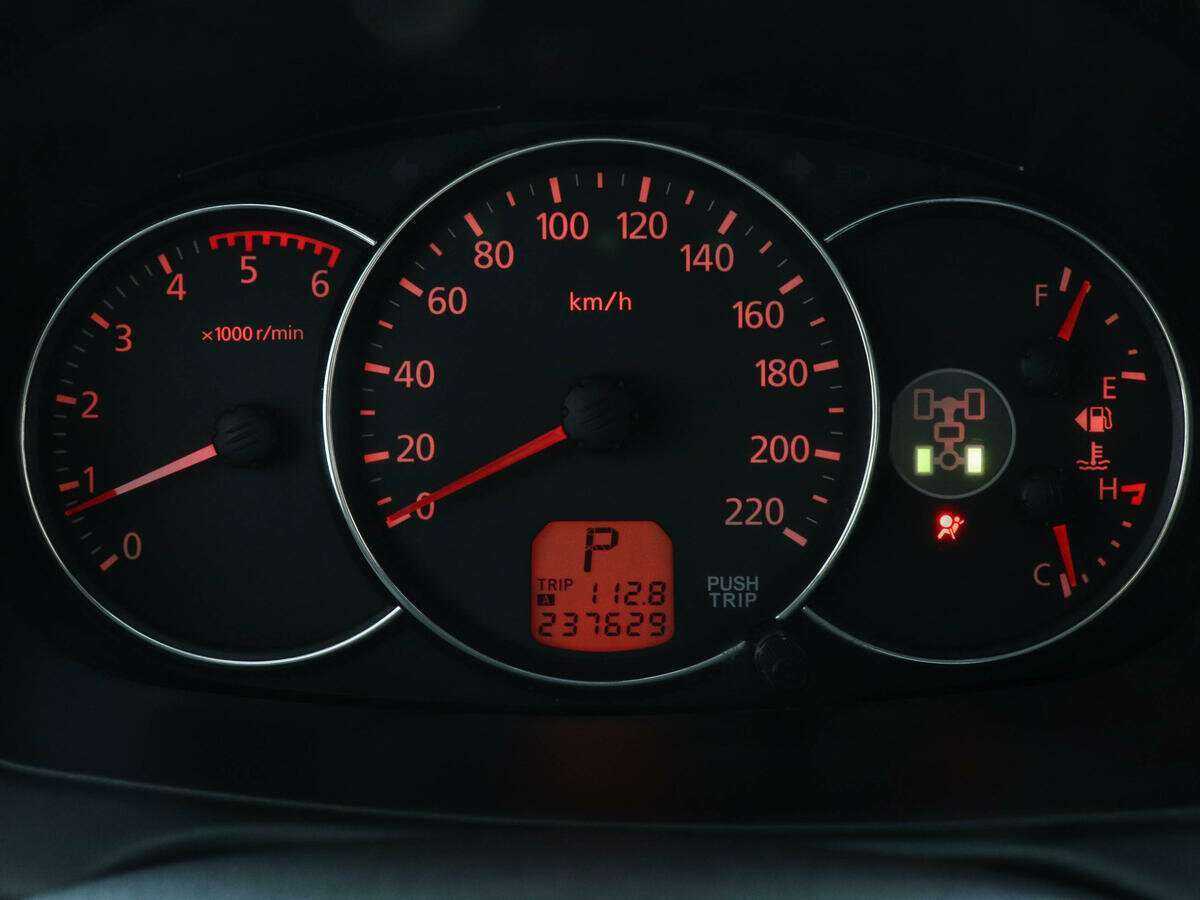 Mitsubishi Pajero Sport, 2012 Фото №11