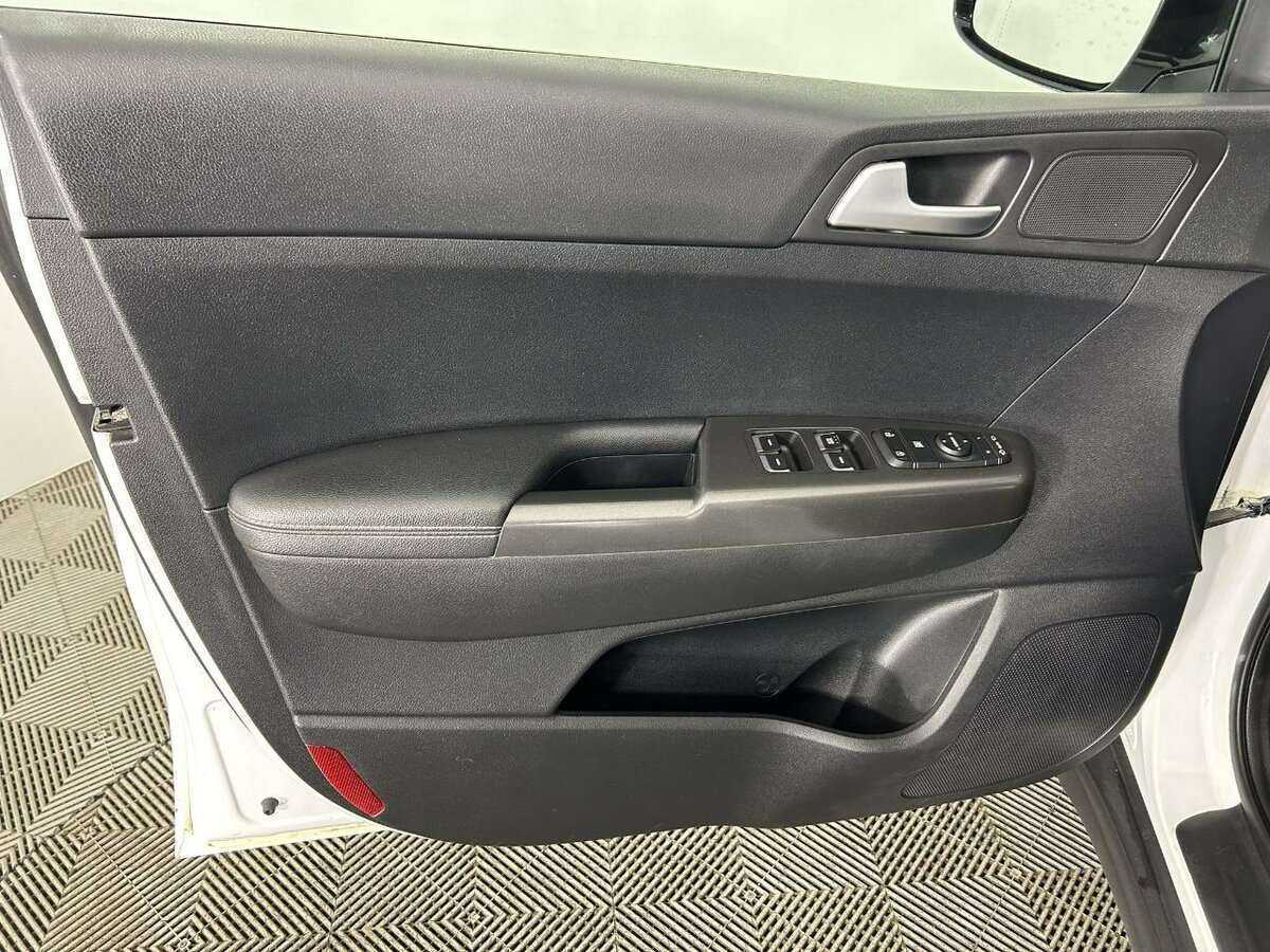 Kia Sportage, 2016 Фото №8