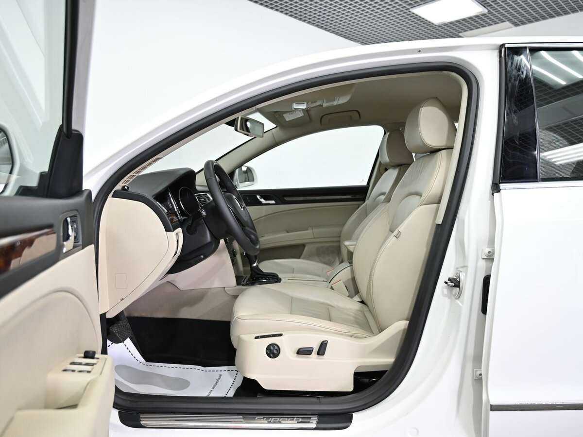 Skoda Superb DSG, 2013 Фото №8