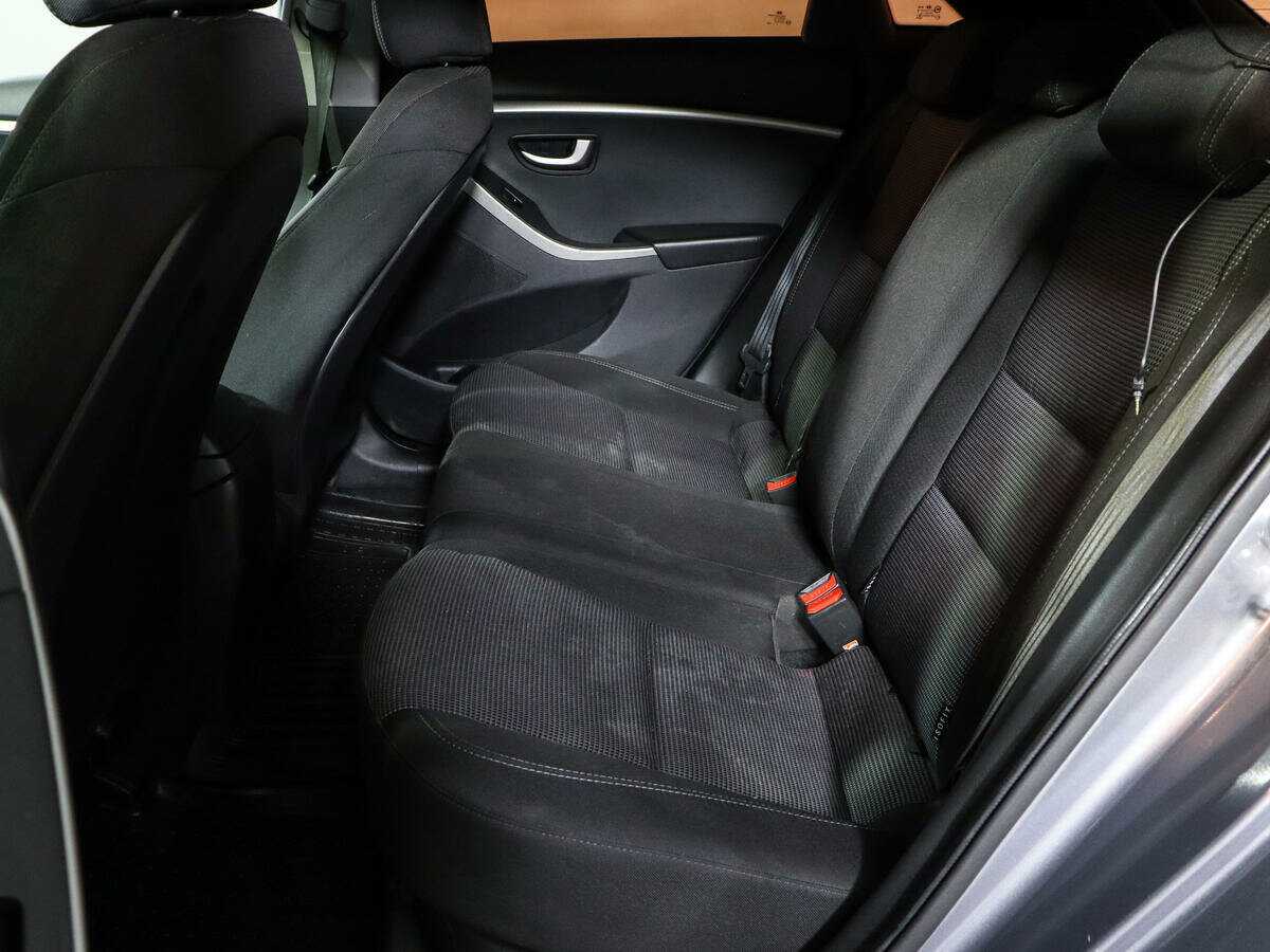 Hyundai i30, 2012 Фото №7