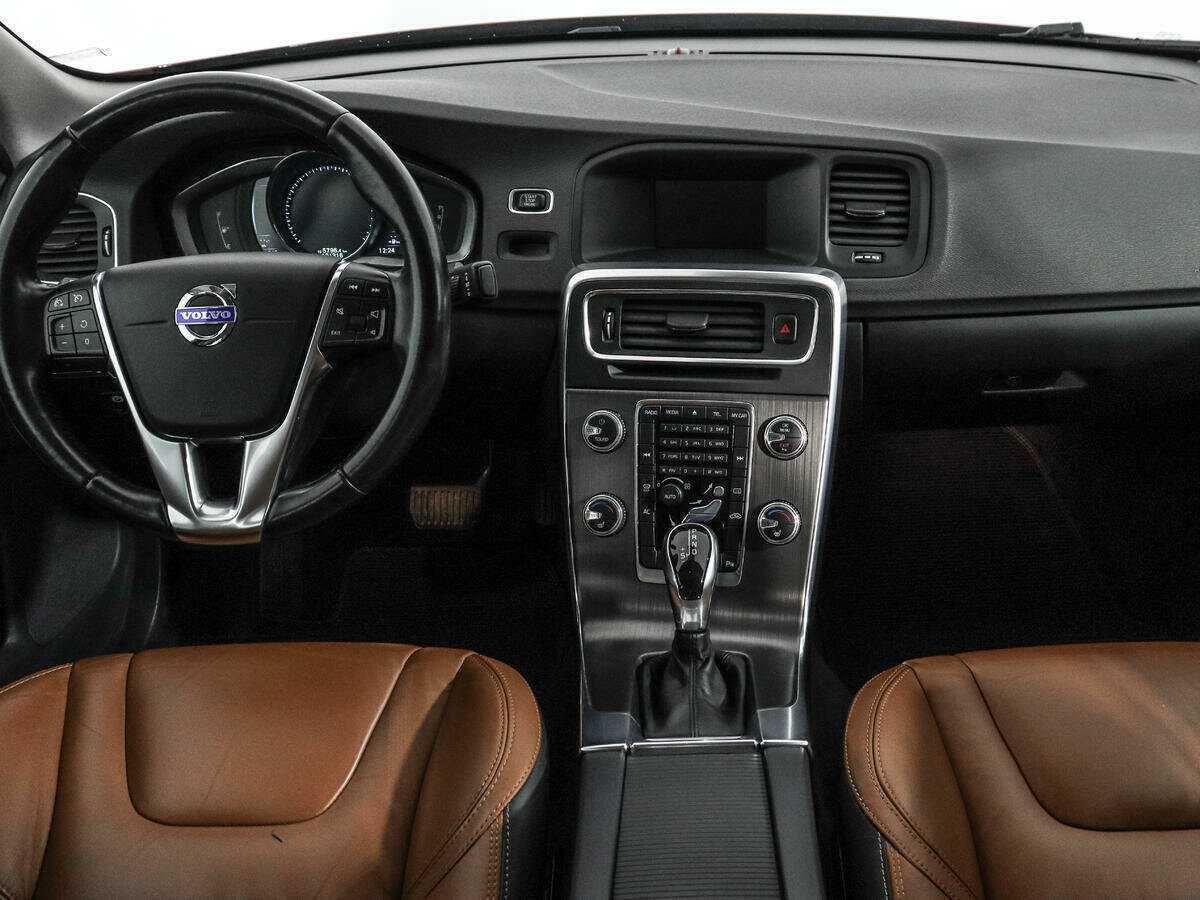 Volvo S60, 2014 Фото №12