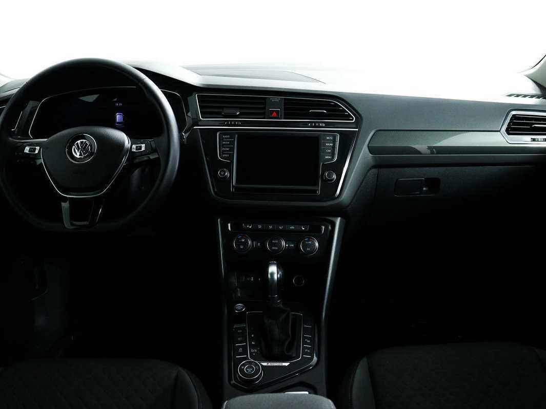 Volkswagen Tiguan, 2016 Фото №11