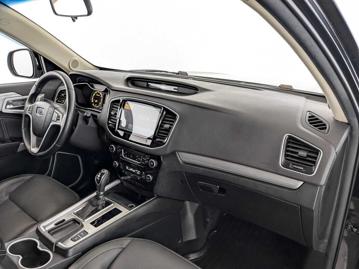 Geely Emgrand X7, 2018 Фото №11