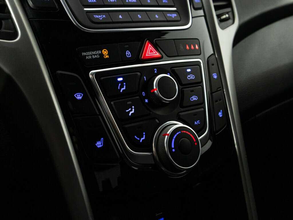 Hyundai i30, 2014 Фото №15