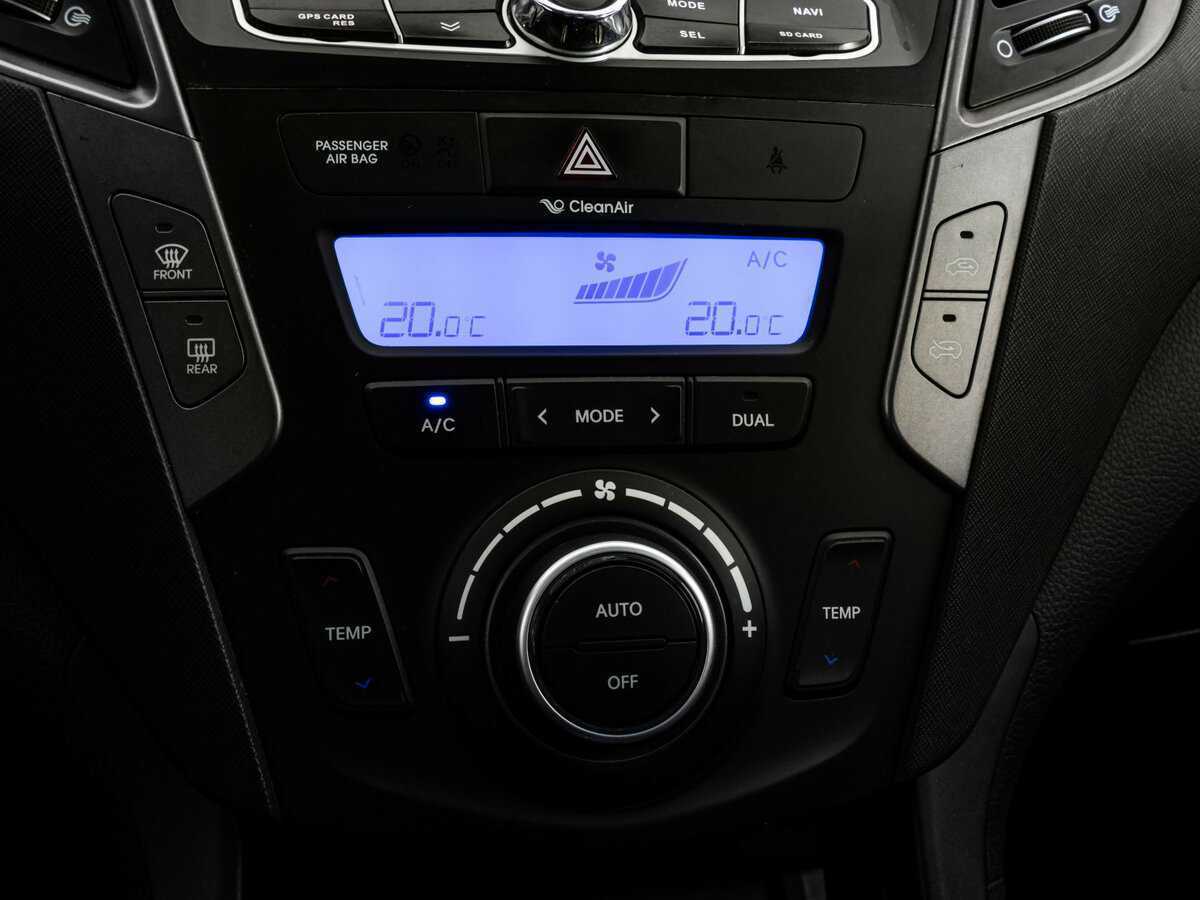 Hyundai Santa Fe, 2015 Фото №13