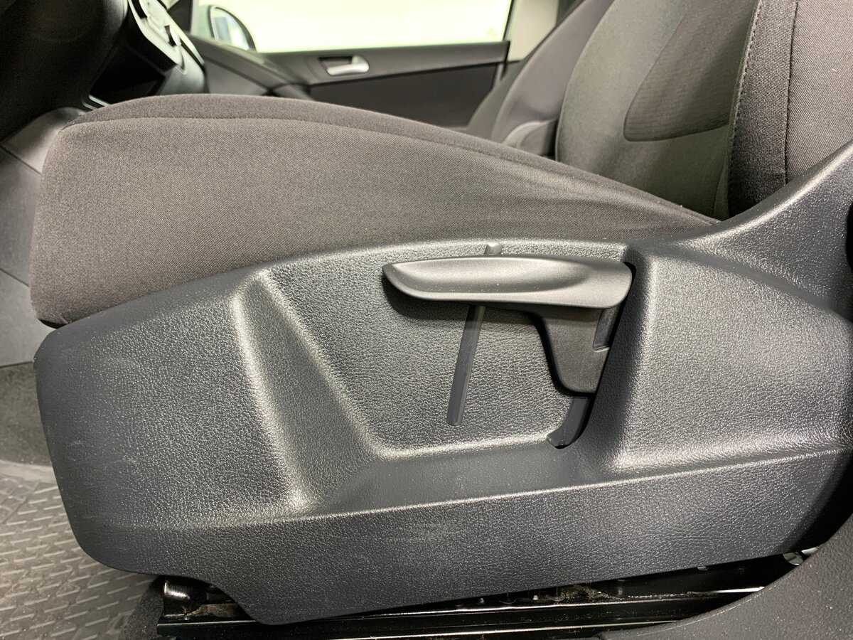 Volkswagen Tiguan, 2014 Фото №17