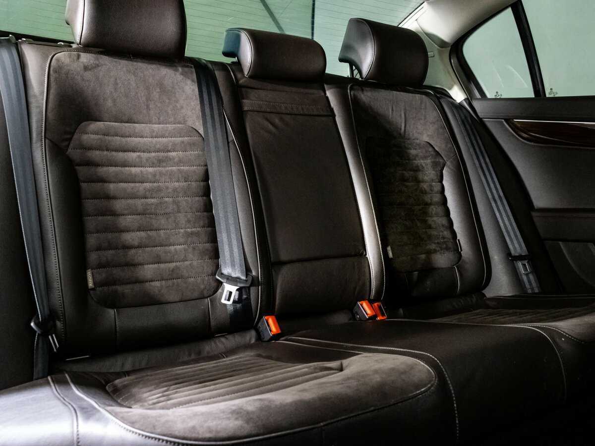 Volkswagen Passat, 2012 Фото №18