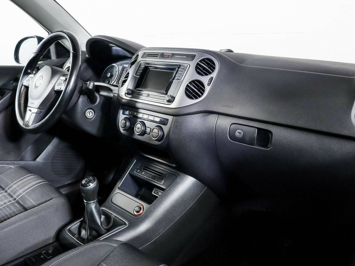Volkswagen Tiguan, 2016 Фото №6