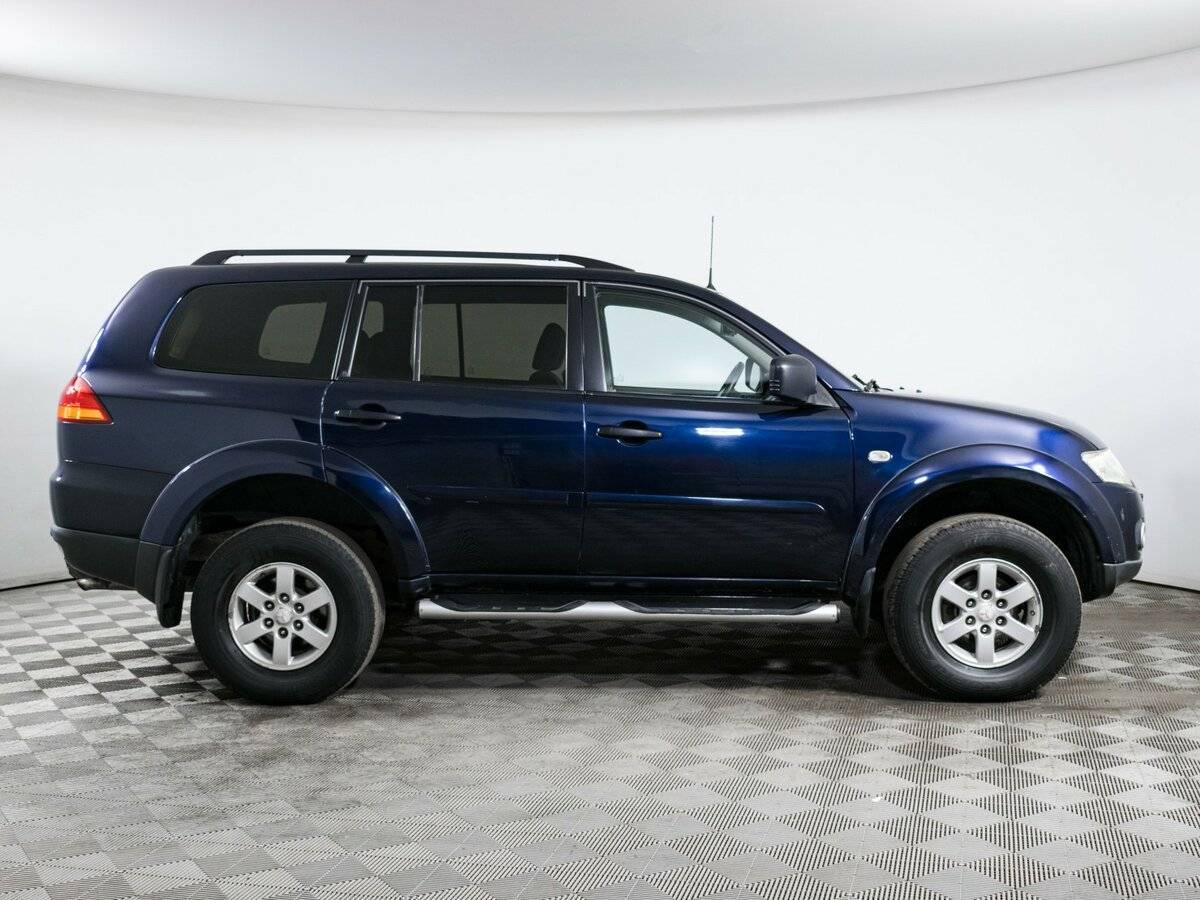Mitsubishi Pajero Sport, 2012 Фото №4