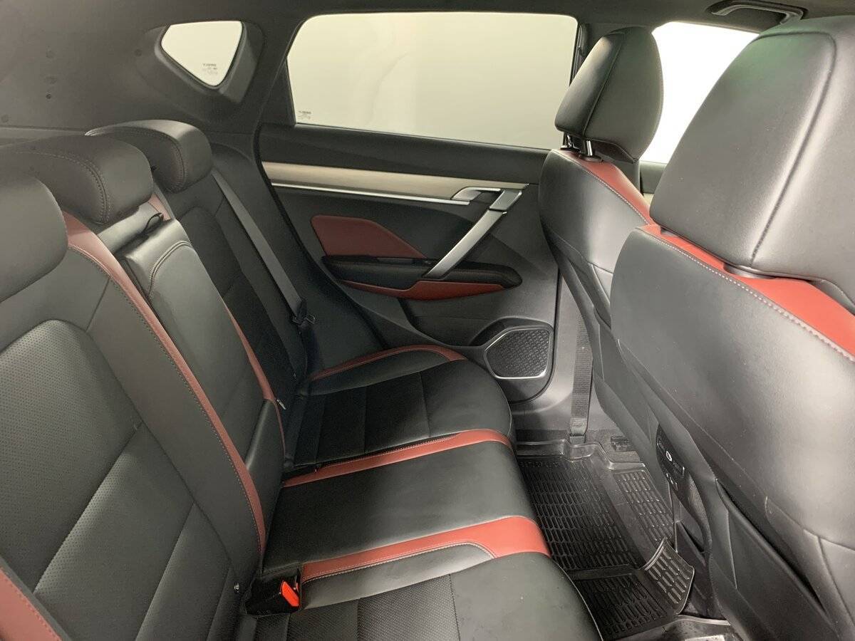 Geely Coolray, 2022 Фото №17