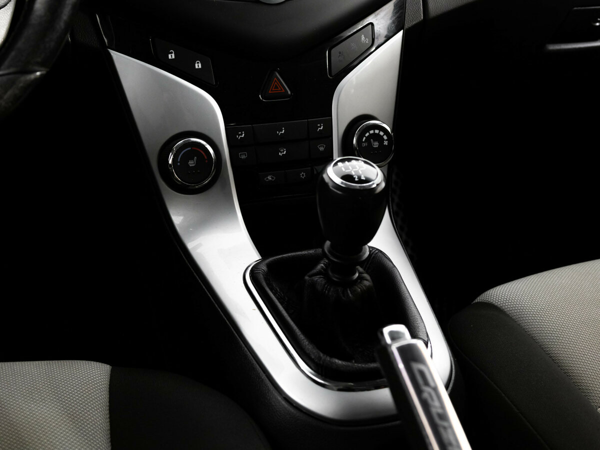 Chevrolet Cruze I Рестайлинг, 2013 Фото №10