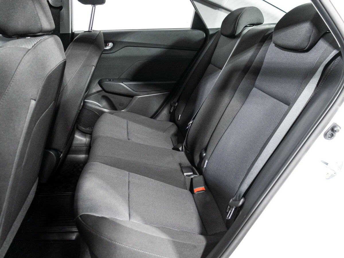 Hyundai Solaris II Рестайлинг, 2022 Фото №8