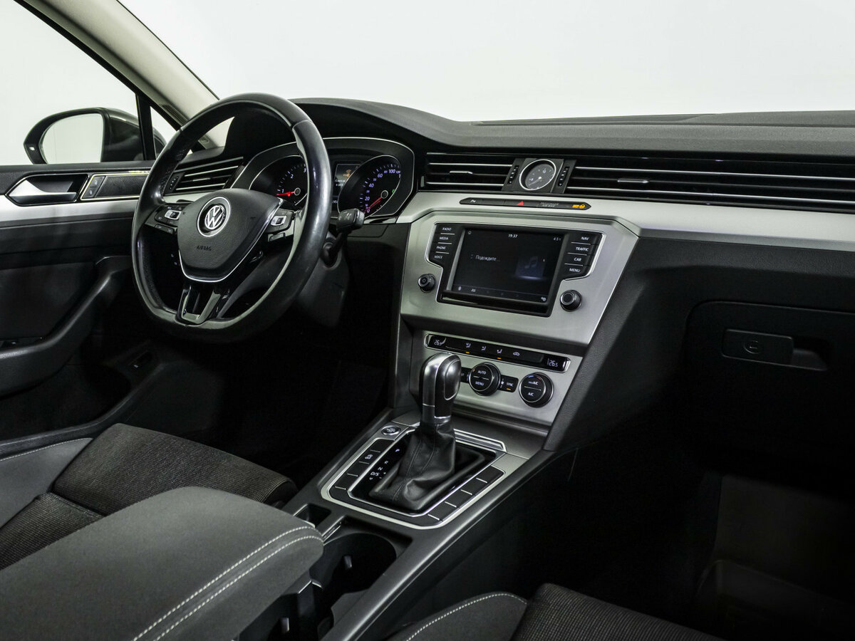 Volkswagen Passat B8, 2017 Фото №7