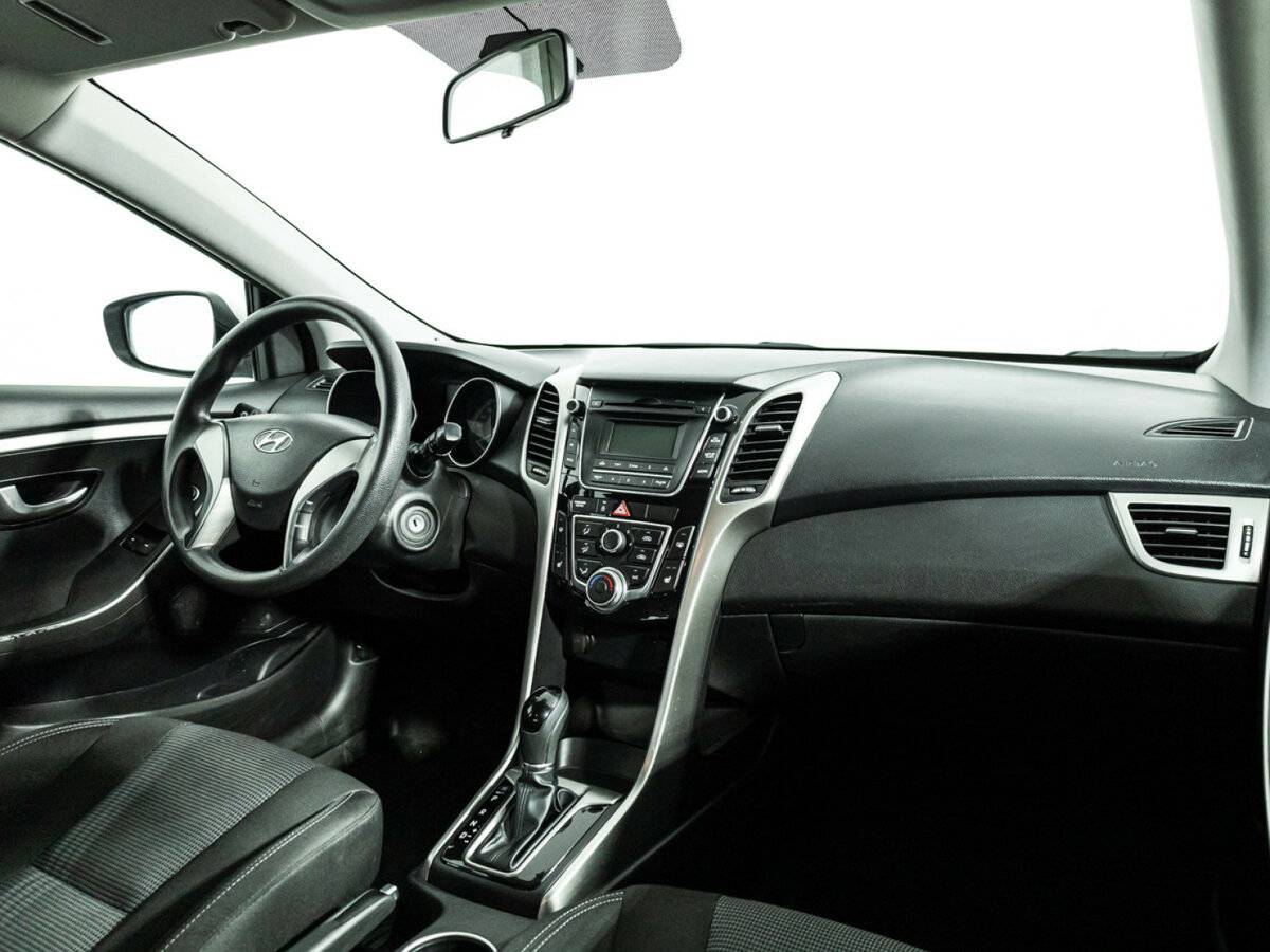 Hyundai i30 II Рестайлинг, 2015 Фото №9