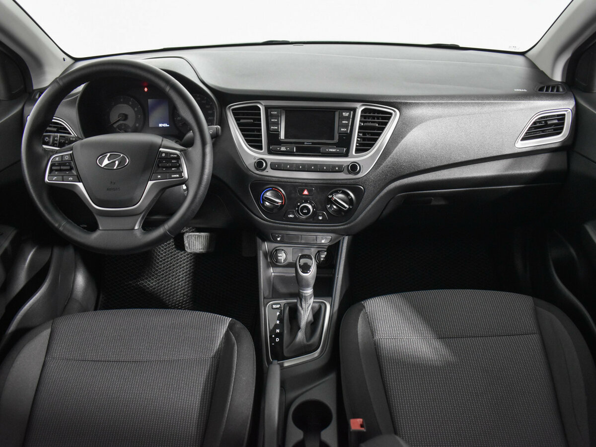 Hyundai Solaris II Рестайлинг, 2020 Фото №13